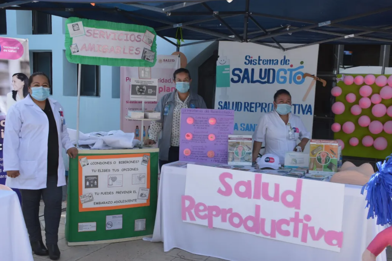 REALIZAN FERIA DE LA SALUD EN SANTA CATARINA